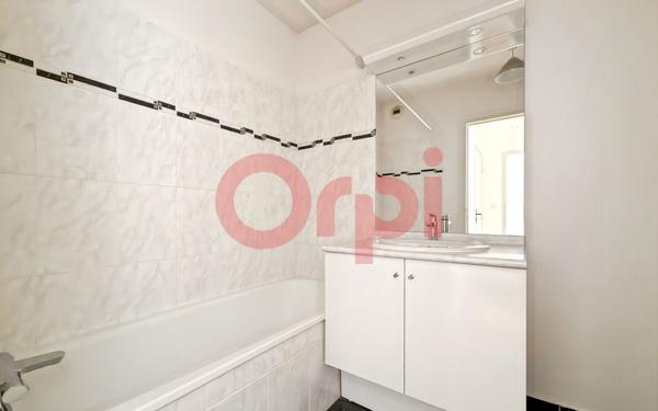 Appartement à vendre    3 pièces • 73,50 m2 Lyon 8