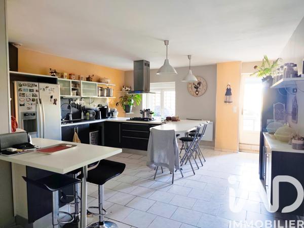 Maison à vendre 6 pièces 230 m² Puttigny