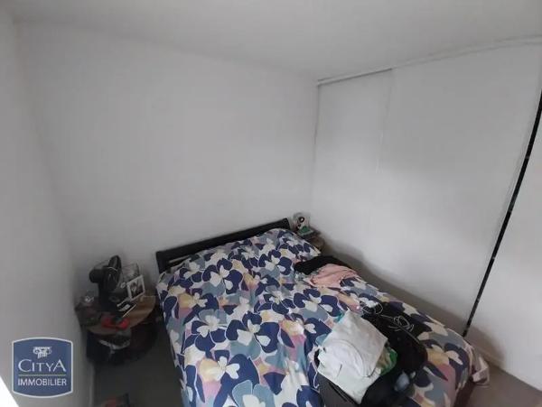 Appartement à louer 2 pièces 48.85m² Hénin-Beaumont (62110)