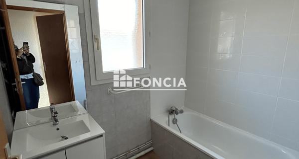 Location Appartement 2 pièces 47 m² - Mont-de-marsan 40000