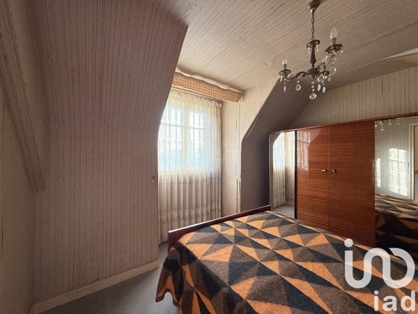 Maison traditionnelle 5 pièces de 98 m² à Cancale (35260)