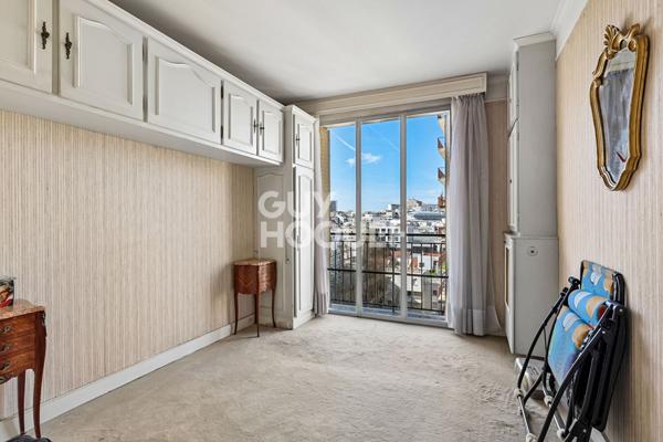 Rue de la Justice T4 81m² traversant, balcon