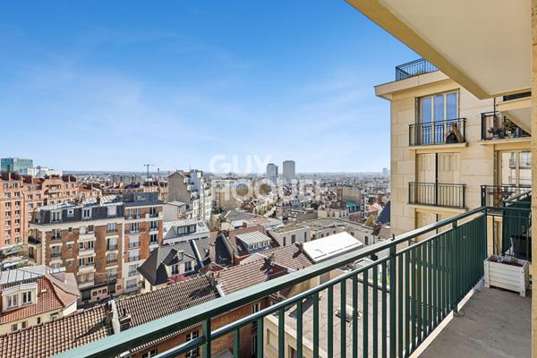 Rue de la Justice T4 81m² traversant, balcon