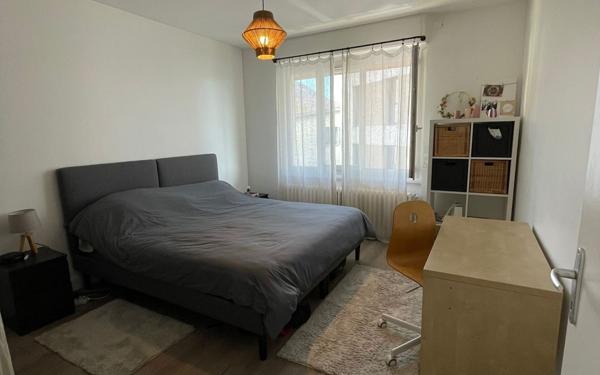 Appartement à louer    4 pièces •  Gex