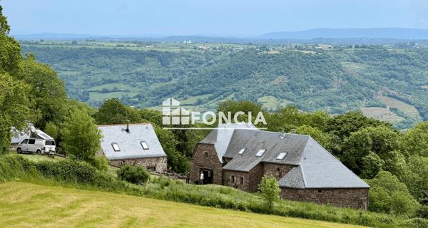 À vendre Maison 11 pièces 258 m² - Clairvaux-d'aveyron 12330