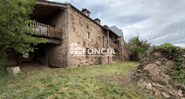 À vendre Maison 11 pièces 258 m² - Clairvaux-d'aveyron 12330