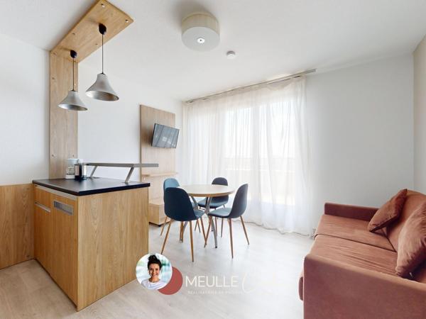 Appartement
         2 pièces
        - 33 m² Exclusivité 118 000 € *