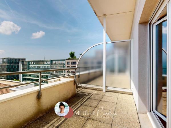 Appartement
         2 pièces
        - 33 m² Exclusivité 118 000 € *