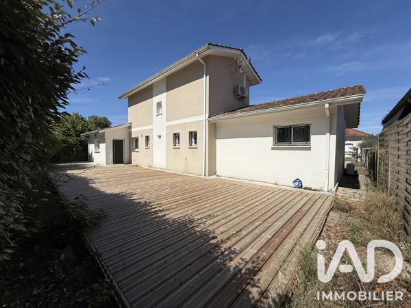 Maison à vendre 4 pièces 98 m² Saint-Médard-en-Jalles