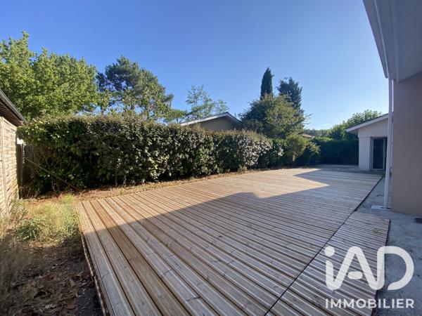 Maison à vendre 4 pièces 98 m² Saint-Médard-en-Jalles