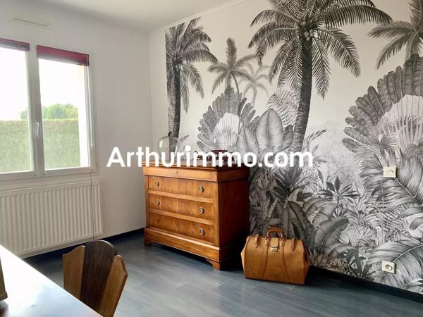Vente                                                      Maison
                        
                     5 pièces                      111 m2                     à Mauléon