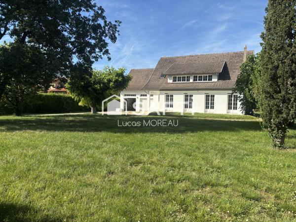 Maison de 186m2 avec piscine et double garage