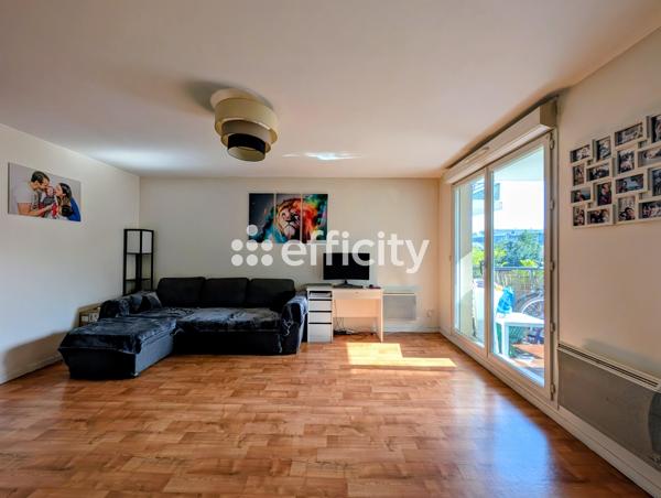 Appartement
         3 pièces
        - 66 m²