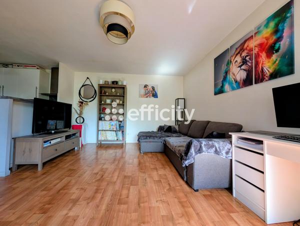 Appartement
         3 pièces
        - 66 m²