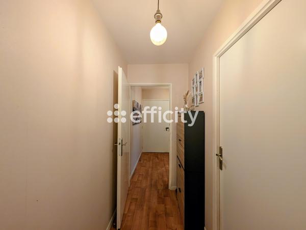 Appartement
         3 pièces
        - 66 m²