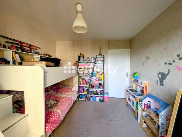 Appartement
         3 pièces
        - 66 m²