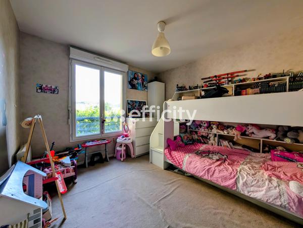 Appartement
         3 pièces
        - 66 m²