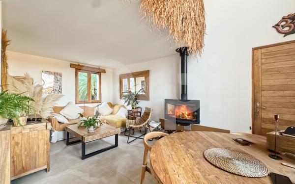 Maison à vendre    4 pièces • 112,62 m2 La Londe-les-Maures