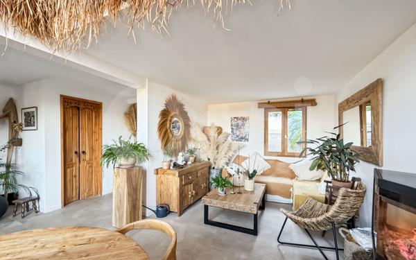 Maison à vendre    4 pièces • 112,62 m2 La Londe-les-Maures