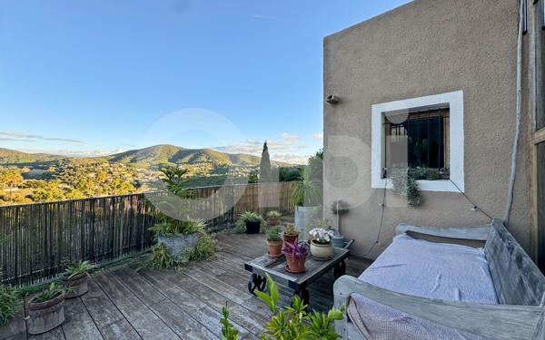 Maison à vendre    4 pièces • 112,62 m2 La Londe-les-Maures