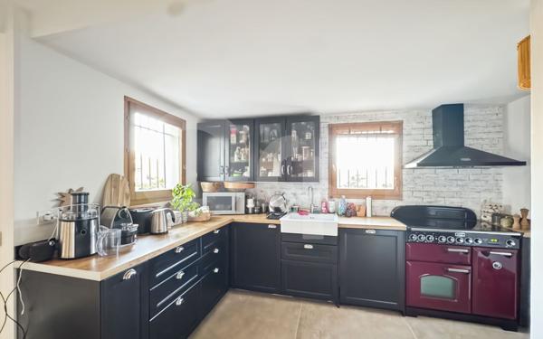 Maison à vendre    4 pièces • 112,62 m2 La Londe-les-Maures