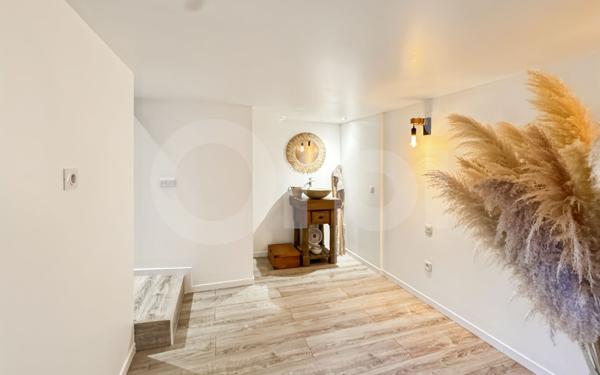 Maison à vendre    4 pièces • 112,62 m2 La Londe-les-Maures