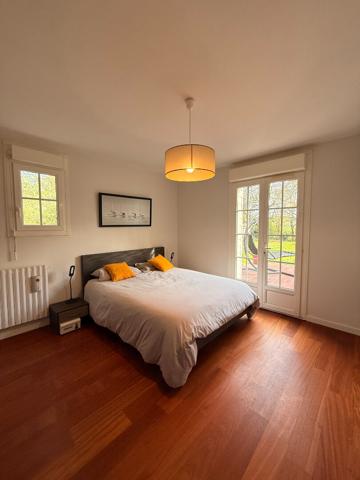 Maison Aizenay 8 pièce(s) 202 m2