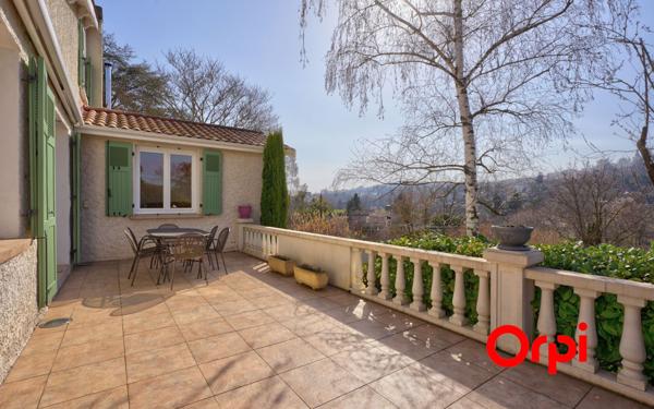 Maison à vendre    5 pièces • 127 m2 Francheville