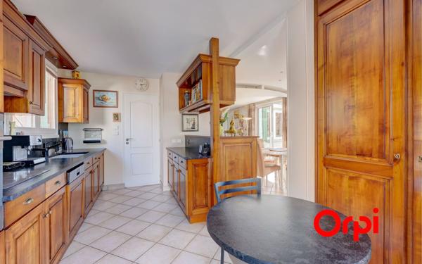 Maison à vendre    5 pièces • 127 m2 Francheville