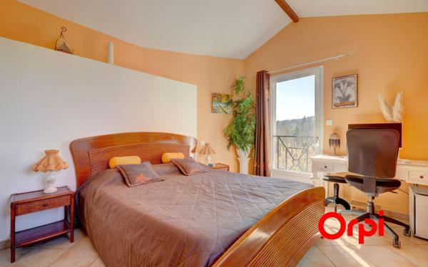 Maison à vendre    5 pièces • 127 m2 Francheville