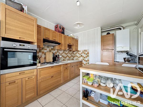 Appartement à vendre 4 pièces 72,32 m² Saint-Priest