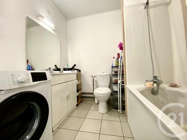 Appartement T2 à vendre  2 pièces - 45,65 m2 ST GENIX SUR GUIERS - 73