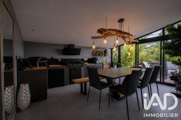 Maison à vendre 5 pièces 215 m² Anneyron