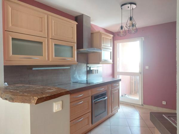 Appartement à vendre 4 pièces MONTAUBAN (82) avec balcon et parking couvert sécurisé