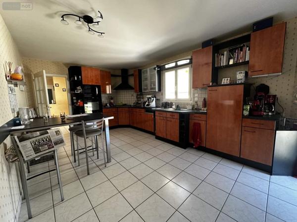 Maison à vendre à Saumur dans le Maine-et-Loire (49400), ref : 49046/824