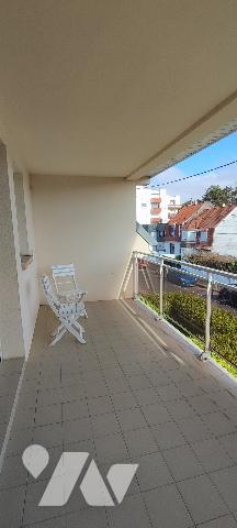 Duplex esprit maison de 98,15m² en parfait état avec grand balcon et garage secteur QUENTOVIC