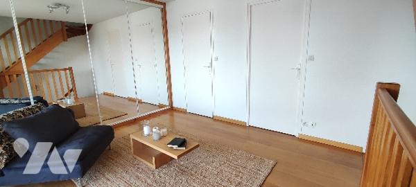 Duplex esprit maison de 98,15m² en parfait état avec grand balcon et garage secteur QUENTOVIC