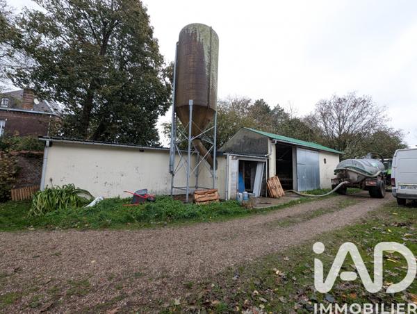 Immeuble à vendre 325 m² Tully