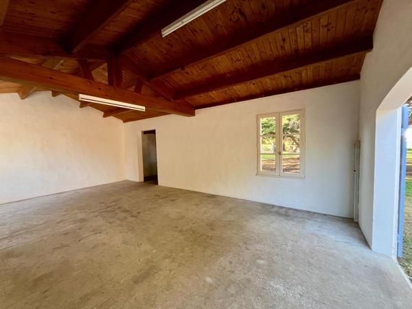 Maison
         9 pièces
        - 180 m² Bien prestige 1 198 000 € *
