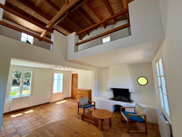 Maison
         9 pièces
        - 180 m² Bien prestige 1 198 000 € *