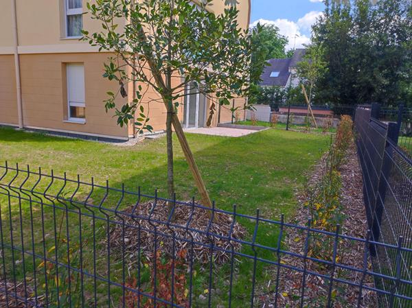 MEAUX APPARTEMENT T2 avec jardin et terrasse