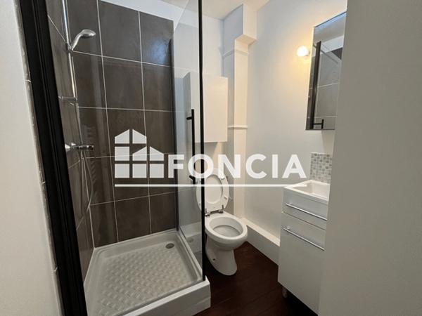 Location Appartement 2 pièces 37.21 m² - 153 RUE BEAUVOISINE Rouen. 76000