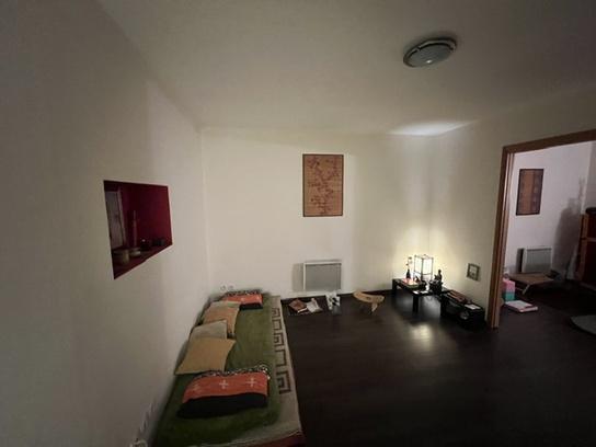 Local Commercial
         3 pièces
        - 60 m² 79 800 € *