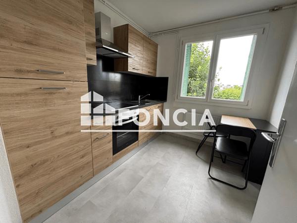 Location Appartement meublé 3 pièces 78.01 m² - Evreux 27000