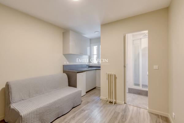 A vendre  - Appartement studio - Paris - 75007 - Saint François Xavier - Invalides
