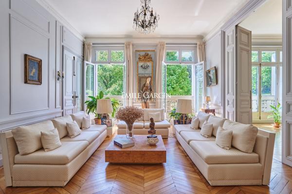 À vendre - Appartement - Paris 75016 - Avenue de New York - Vue Tour Eiffel