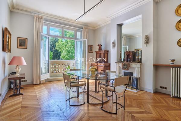 À vendre - Appartement - Paris 75016 - Avenue de New York - Vue Tour Eiffel
