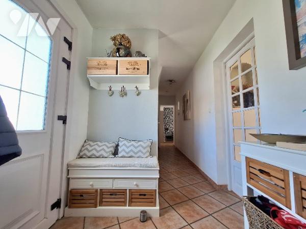 A Alénya, village prisé à proximité de la côte et de Perpignan, venez découvrir cette superbe villa