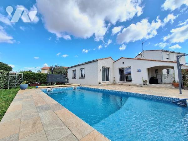 A Alénya, village prisé à proximité de la côte et de Perpignan, venez découvrir cette superbe villa