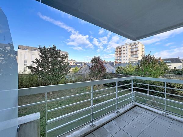 A LOUER T2 41.53 m² récent avec balcon et parking (CHAUFFAGE ET EAU INCLUS)